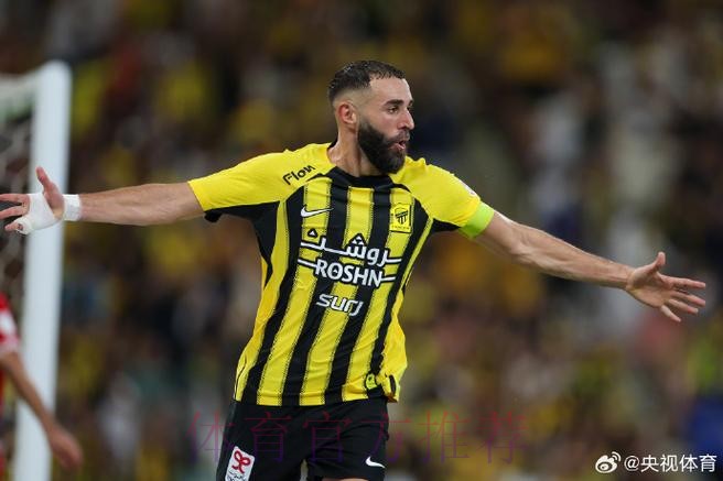 34岁本泽马欧冠连场戴帽!赛季轰42球 真-门将噩梦 34岁本泽马欧冠连场戴帽!赛季轰42球 真-门将噩梦